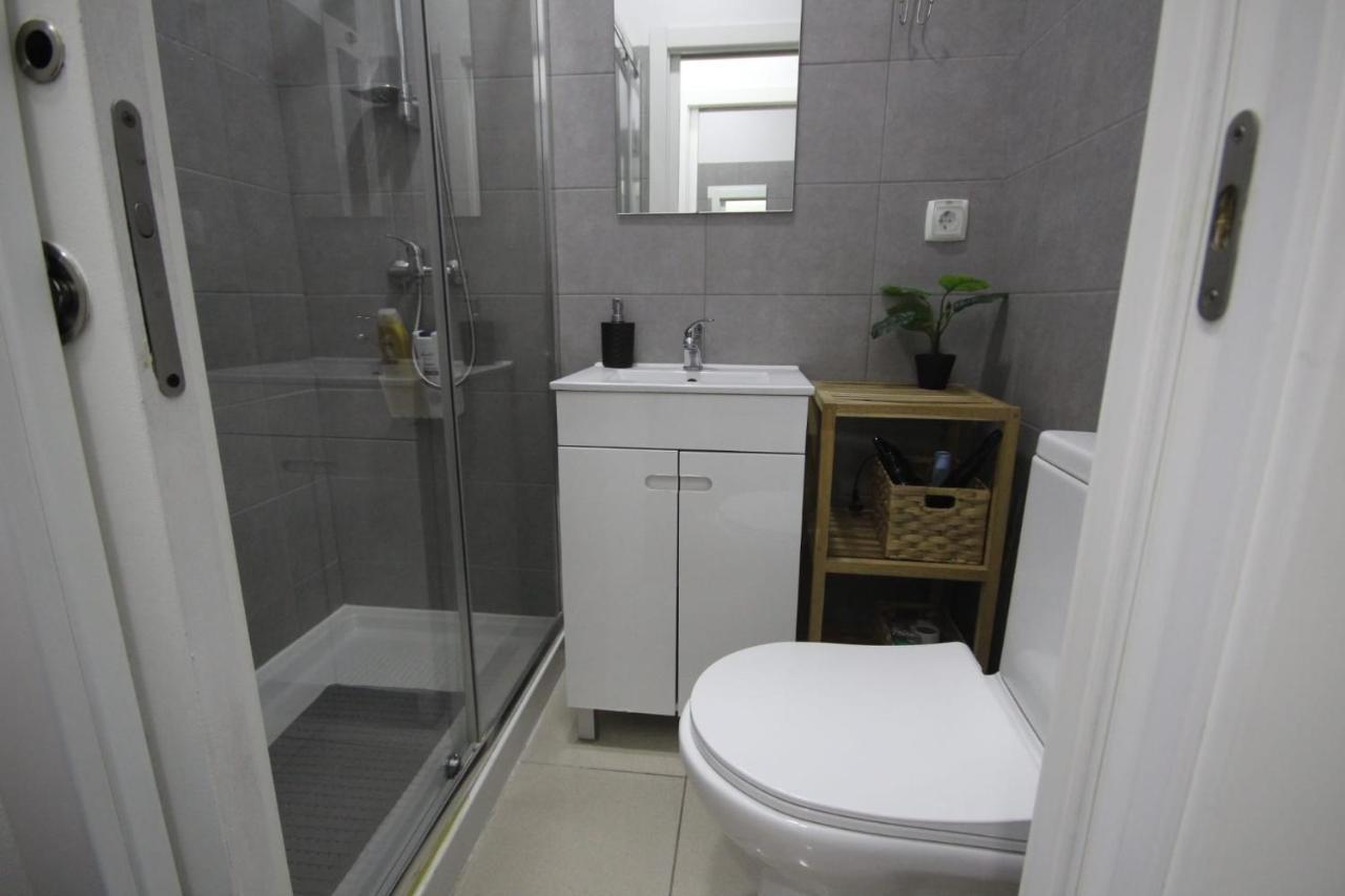Nautic M1 R2 - Classy & Cozy Double Room With Shared Bathroom In Marques Pombal Lissabon Buitenkant foto